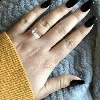 Nails 2000 - Nail Salons Near Me - Battle Ground, Washington