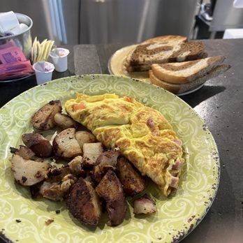 Mal's Kitchen - Omelette, home fries, rye toast. - Breakfast & Brunch Near Me - Abington, Massachusetts Mal's Kitchen - Omelette, home fries, rye toast. - Breakfast & Brunch Near Me - Abington, Massachusetts