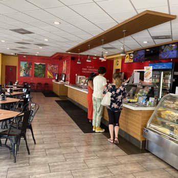 La Perrada Company - Inside - Hot Dogs Near Me - Sunrise, Florida La Perrada Company - Inside - Hot Dogs Near Me - Sunrise, Florida