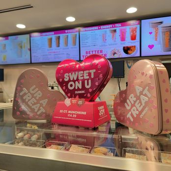 Dunkin' - Donuts Near Me - Chicago, Illinois Dunkin' - Donuts Near Me - Chicago, Illinois