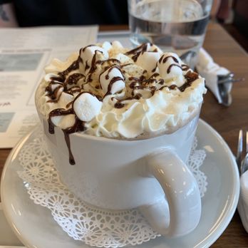 Turning Point - S'mores hot chocolate - Breakfast & Brunch Near Me - Newark, Delaware