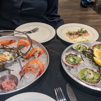 Jolie - Yellow tail crudités, scallops, oysters, crab dip, marinated prawns - Seafood Near Me - Coronado, California