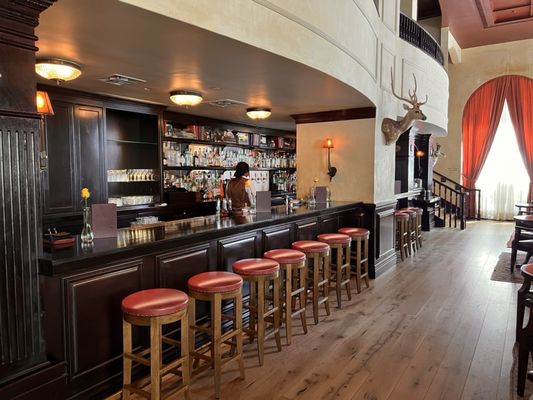 The Victorian by null