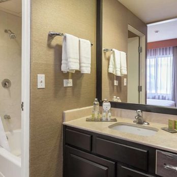 Double Tree by Hilton - Guest room - Hotels Near Me - Saltillo, COA