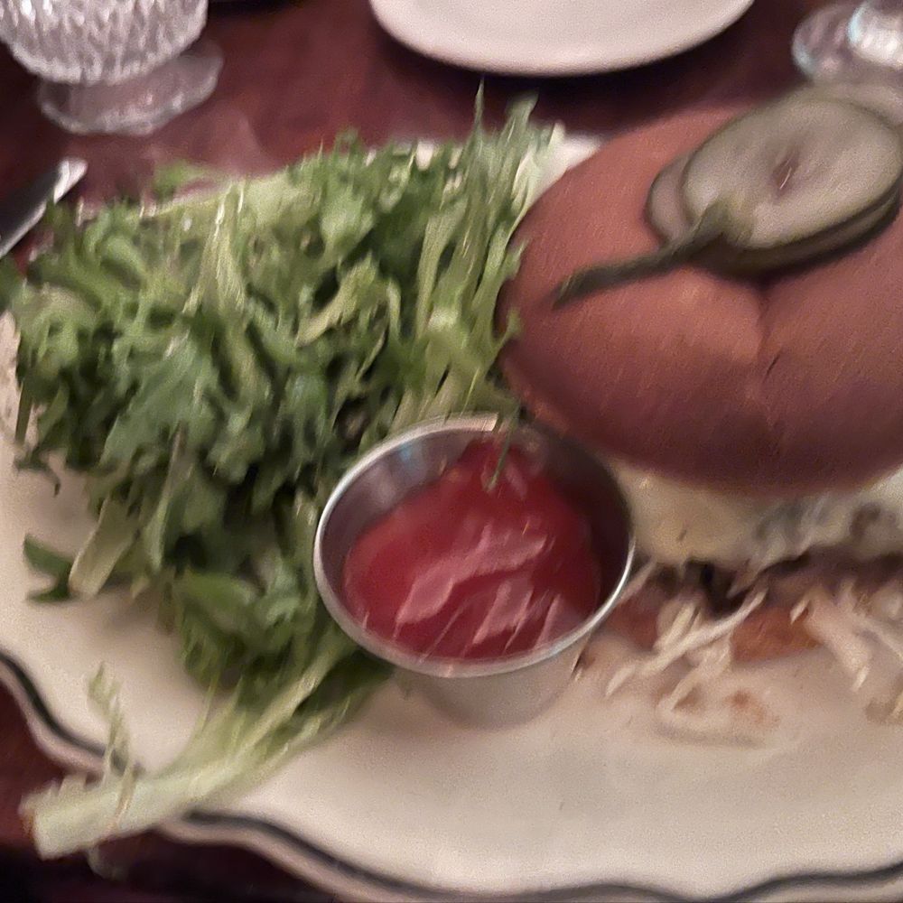 The Lexington - Chopped sirloin hamburger on gluten free bun - American Near Me - Saint Paul, Minnesota The Lexington - Chopped sirloin hamburger on gluten free bun - American Near Me - Saint Paul, Minnesota