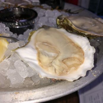 Muddy Waters Oyster Bar - oysters - Cocktail Bars Near Me - Pittsburgh, Pennsylvania Muddy Waters Oyster Bar - oysters - Cocktail Bars Near Me - Pittsburgh, Pennsylvania