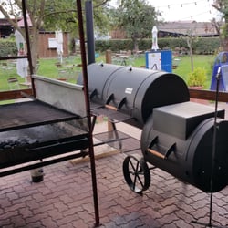 Lerchenhof - Unser Fleisch-Veredelungs-Zentrum :)