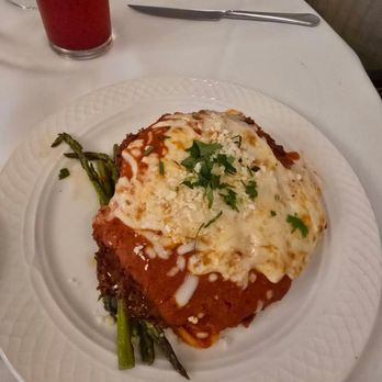 Villaggio Ristorante and Bar - Chicken parm - Italian Near Me - Pinehurst, North Carolina Villaggio Ristorante and Bar - Chicken parm - Italian Near Me - Pinehurst, North Carolina