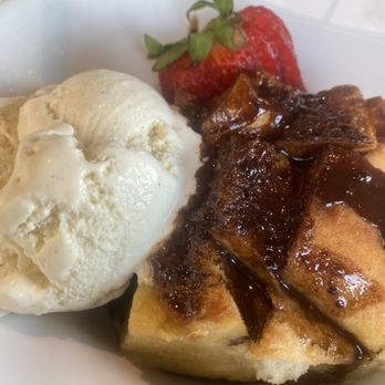 The Southerner By Tractors - Amazing Bread Pudding - Southern Near Me - Cape Girardeau, Missouri The Southerner By Tractors - Amazing Bread Pudding - Southern Near Me - Cape Girardeau, Missouri