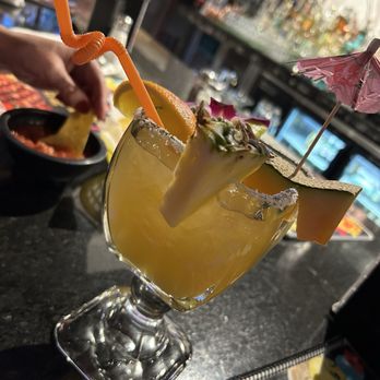 El Asadero - Grande Margarita w/mezcal - Seafood Near Me - Powell, Ohio