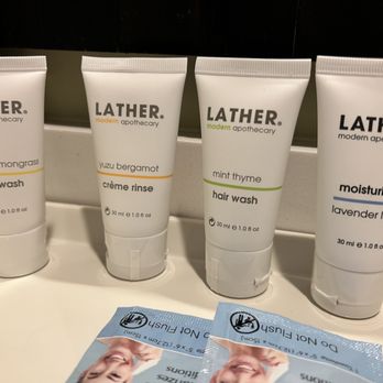 Lakehouse Resort - They all smell really good! - Hotels Near Me - San Marcos, California