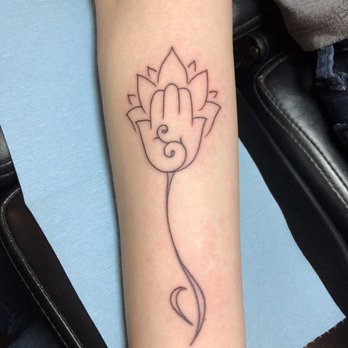 New Rose Tattoo - As drawn by Carrie - Tattoo Near Me - Portland, Oregon New Rose Tattoo - As drawn by Carrie - Tattoo Near Me - Portland, Oregon