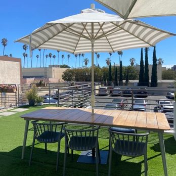 Coffee MCO - Outdoor seating - Coffee & Tea Near Me - Los Angeles, California
