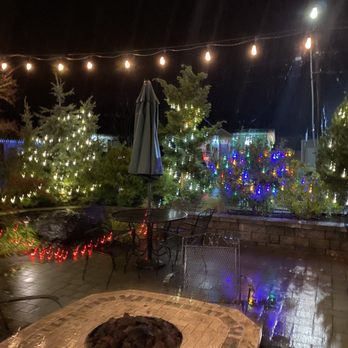 Silver Falls Brewery - Patio during the holidays - Breweries Near Me - Silverton, Oregon Silver Falls Brewery - Patio during the holidays - Breweries Near Me - Silverton, Oregon