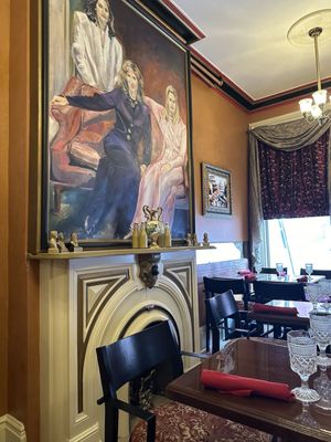 Symphony Hotel & Vivaldi's Restaurant by null