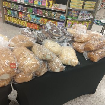 Publix - Lots of bakery bread today. - Grocery Near Me - Johns Island, South Carolina Publix - Lots of bakery bread today. - Grocery Near Me - Johns Island, South Carolina