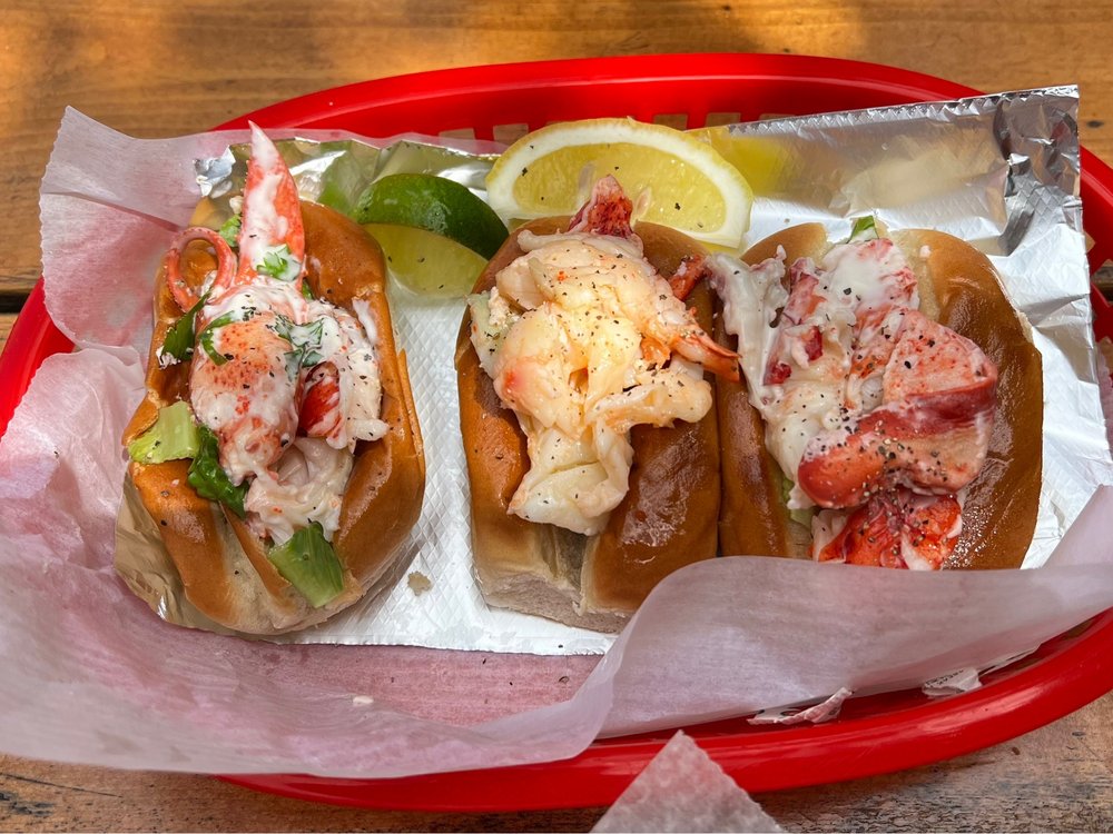 THE LOBSTER HAUL TEMP. CLOSED 77 Photos & 83 Reviews 115 Elm St