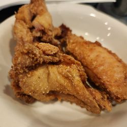 AA Garden Fusion - Chicken wing appetizer (some have already been eaten before this picture)