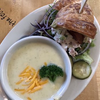 Five Loaves Cafe - American Near Me - Mt Pleasant, South Carolina