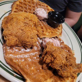 Fixins Soul Kitchen - Chicken and Waffles IG: FatsFoodChronicles - Soul Food Near Me - Sacramento, California