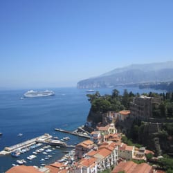 Cruise 800 - Cruise to Europe to experience unique cultures, explore history and famous works of art.