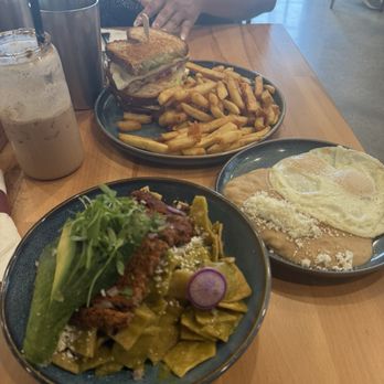 Bandoleros Cafe - Mexican Near Me - Cypress, California Bandoleros Cafe - Mexican Near Me - Cypress, California