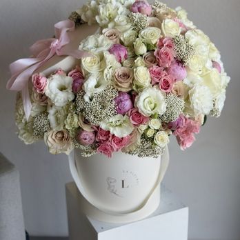 La Fleurel - Florists Near Me - Valley Village, California