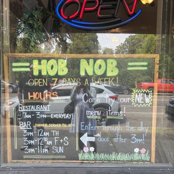 Hob-Nob Restaurant & Lounge - Front door - Breakfast & Brunch Near Me - Tacoma, Washington Hob-Nob Restaurant & Lounge - Front door - Breakfast & Brunch Near Me - Tacoma, Washington