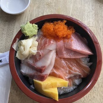 Momi Market - Japanese Near Me - Miami, Florida