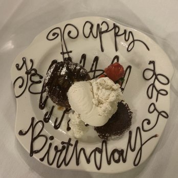 Kiepersol Bed and Breakfast - Chocolate cake - Bed & Breakfast Near Me - Tyler, Texas