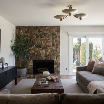 Velène Design House - Living room - Interior Design Near Me Velène Design House - Living room - Interior Design Near Me