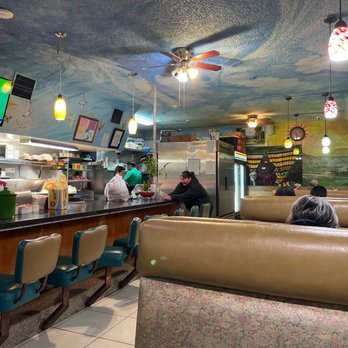 La Primavera Restaurant - Counter and booths - Mexican Near Me - Martinez, California