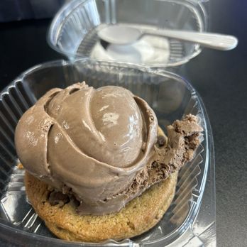 Midnight Cookies & Cream - Chocolate ice cream on a warm gooey chocolate chip cookie - Bakeries Near Me - Lighthouse Point, Florida Midnight Cookies & Cream - Chocolate ice cream on a warm gooey chocolate chip cookie - Bakeries Near Me - Lighthouse Point, Florida