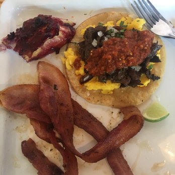Egg - Carne Asada taco with side of bacon. - Breakfast & Brunch Near Me - Saint Louis, Missouri