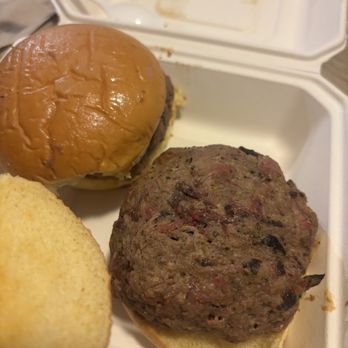 Smokemade Meats + Eats - Brisket sandwich - Barbeque Near Me - Orlando, Florida Smokemade Meats + Eats - Brisket sandwich - Barbeque Near Me - Orlando, Florida