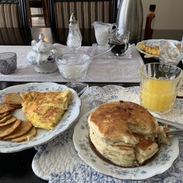 Pancakes, omelet and potato breakfast. Not pictured - yogurt parfait. Pancakes, omelet and potato breakfast. Not pictured - yogurt parfait.