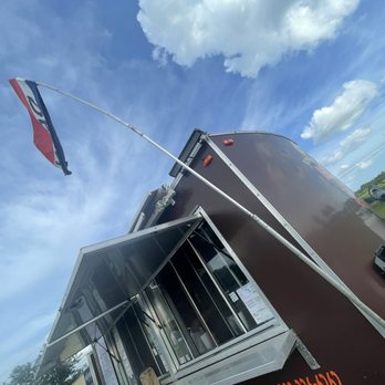 Jonezes BBQ - Look for this "Open" flag... it it's flying, they're serving!! - Food Trucks Near Me - Fort Myers, Florida Jonezes BBQ - Look for this "Open" flag... it it's flying, they're serving!! - Food Trucks Near Me - Fort Myers, Florida