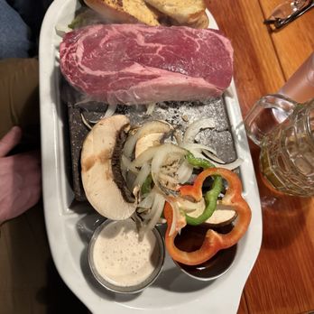 Diamond Knot Brewpub @ MLT - Burgers Near Me - Mountlake Terrace, Washington Diamond Knot Brewpub @ MLT - Burgers Near Me - Mountlake Terrace, Washington