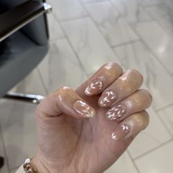 KC Nail Salon - Bridal set done by Helen
