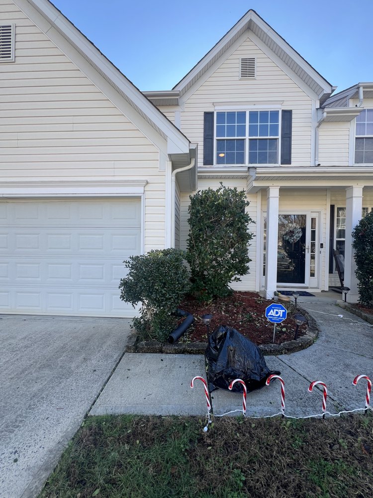 Slide of R&S Handyman Services