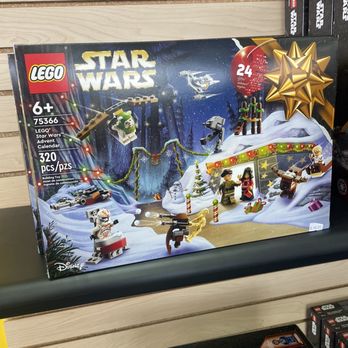 Bricks & Minifigs - San Antonio - Toy Stores Near Me - San Antonio, Texas