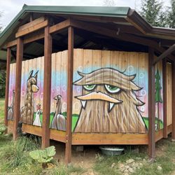 Paca Pride Guest Ranch - Henry mural on the spa building.