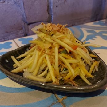 Dzo Viet Eatery - Mango Salad - Vietnamese Near Me - Toronto, Ontario