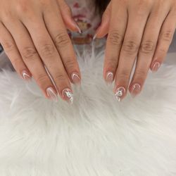 Golden Nails & Spa
