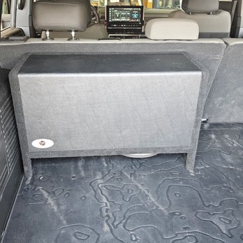 Lee's Stereo - Car Stereo Installation Near Me - Visalia, California