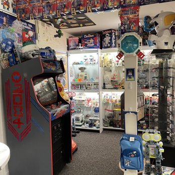 The Toy Robot Museum - Museums Near Me - Adamstown, Pennsylvania The Toy Robot Museum - Museums Near Me - Adamstown, Pennsylvania