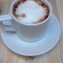 Le Croissant Rose - Hot chocolate.