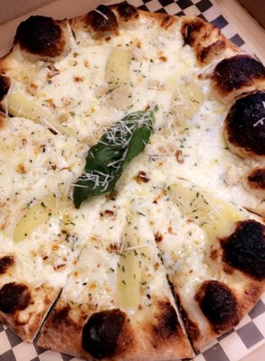 Hawt Pizza Co by null
