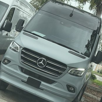 Luxury Lifestyle Connections - Luxury Lifestyle Connections - Limos Near Me - Miami, Florida Luxury Lifestyle Connections - Luxury Lifestyle Connections - Limos Near Me - Miami, Florida