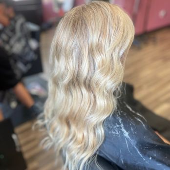 Salon Platinum - Eyelash Service Near Me - Taylorsville, Kentucky Salon Platinum - Eyelash Service Near Me - Taylorsville, Kentucky